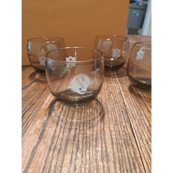Vintage Atlanta Falcons Smoked Glass Tumblers Set of 3 – NFL Rocks Glasses 3.5" - Picture 2 of 7